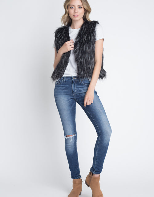 Load image into Gallery viewer, Women&#39;s Faux Fur Sleeveless Vest
